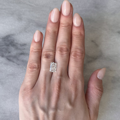 Radiant Cut | 4.07ct E VS1